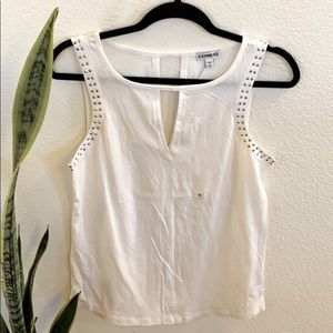Beautiful WHITE EXPRESS TOP